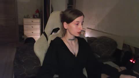 Snapshot of cath_dysphoria_ chatting on October 3, 2025, 8:28 pm CATH online show from October 3, 2025, 8:28 pm