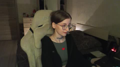 Snapshot of cath_dysphoria_ chatting on October 10, 2025, 6:51 pm CATH online show from October 10, 2025, 6:51 pm