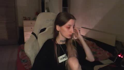 Snapshot of cath_dysphoria_ chatting on October 18, 2025, 7:14 pm CATH online show from October 18, 2025, 7:14 pm