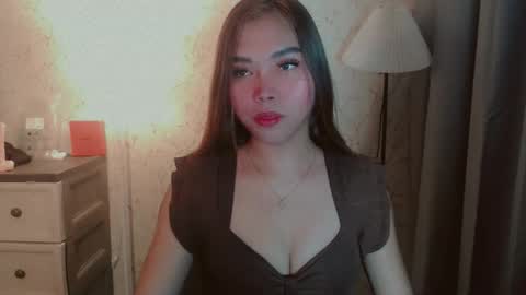 catherine_365 online show from November 23, 2025, 6:30 pm