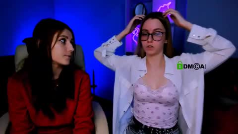 Snapshot of catherine_kitty chatting on February 12, 2025, 1:27 pm Catherine online show from February 12, 2025, 1:27 pm