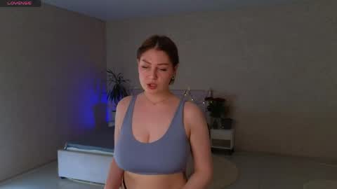 Snapshot of catherine_river chatting on May 11, 2026, 11:05 am Catherine online show from May 11, 2026, 11:05 am