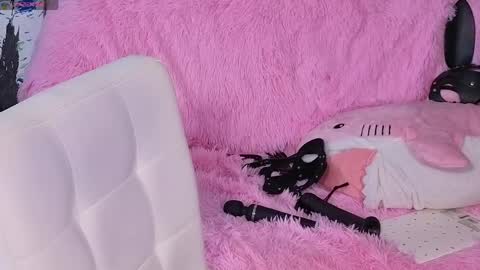 Catherine online show from April 5, 2026, 9:17 am