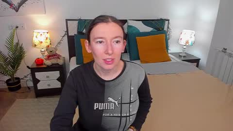 Catrin online show from December 9, 2024, 7:28 am