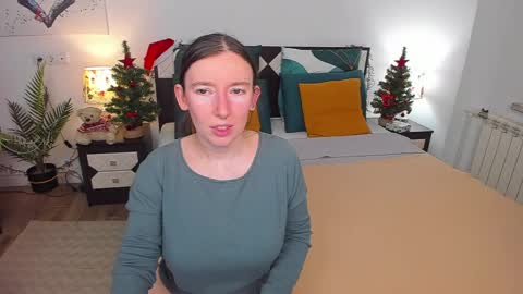 Catrin online show from January 8, 2025, 1:53 am