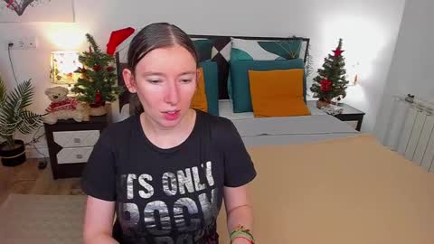 Catrin online show from February 4, 2025, 1:23 am