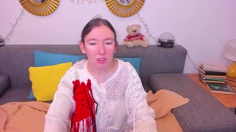 Catrin online show from November 24, 2025, 4:34 am