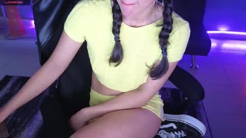 Snapshot of catherinstone chatting on February 23, 2025, 2:25 pm catherinstone online show from February 23, 2025, 2:25 pm