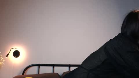 Lee online show from December 13, 2025, 7:53 pm