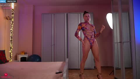 Snapshot of cathleenprecious chatting on January 2, 2025, 5:29 pm Cathleen online show from January 2, 2025, 5:29 pm