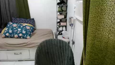 cathy_lyn online show from June 23, 2026, 10:19 pm