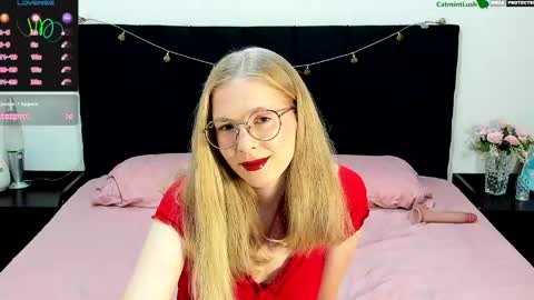 CatmintLush online show from May 22, 2026, 11:32 pm