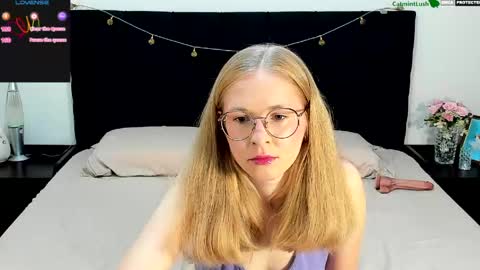 CatmintLush online show from May 28, 2026, 11:46 pm