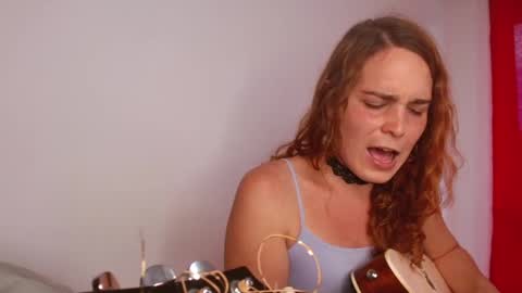 Snapshot of catnessa_ chatting on February 26, 2025, 10:20 pm Catalina Restrepo online show from February 26, 2025, 10:20 pm