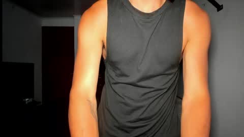 catnuaa online show from April 22, 2026, 9:05 pm