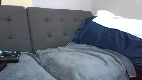 catsplace online show from January 8, 2025, 1:52 pm