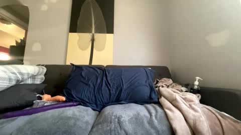 catsplace online show from January 9, 2025, 4:39 pm