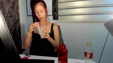 Snapshot of catt_evans1 chatting on December 5, 2024, 12:08 am CATT EVANS online show from December 5, 2024, 12:08 am