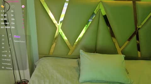 Snapshot of cattaleeyaa chatting on September 25, 2025, 12:20 pm CATALEYA online show from September 25, 2025, 12:20 pm