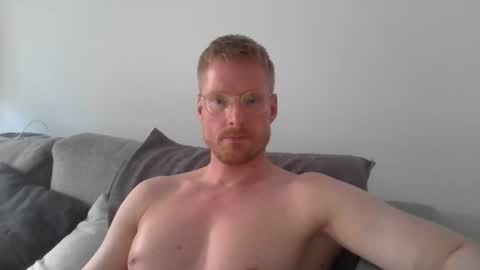 Snapshot of ccloser87 chatting on June 16, 2026, 6:32 pm ccloser87 online show from June 16, 2026, 6:32 pm