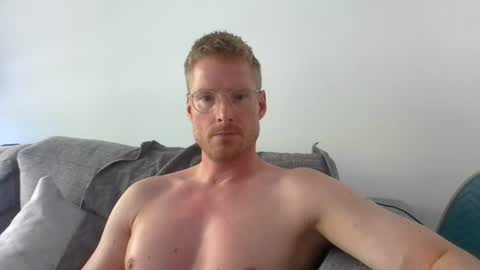 Snapshot of ccloser87 chatting on June 21, 2026, 7:33 am ccloser87 online show from June 21, 2026, 7:33 am