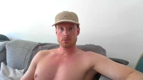 Snapshot of ccloser87 chatting on July 12, 2026, 1:24 pm ccloser87 online show from July 12, 2026, 1:24 pm