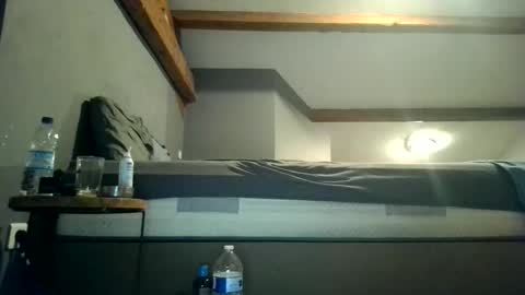 Snapshot of cclovefrench chatting on September 19, 2025, 11:38 pm cclovefrench online show from September 19, 2025, 11:38 pm