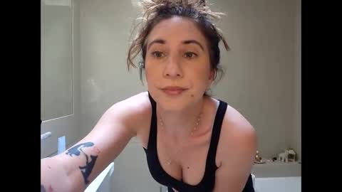 Snapshot of cctvxo chatting on September 15, 2025, 2:55 am Sarahx online show from September 15, 2025, 2:55 am