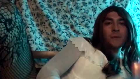 Sissy boy online show from May 12, 2026, 6:21 am