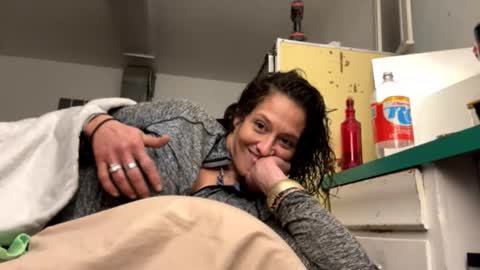 Snapshot of cece_vibez chatting on November 28, 2025, 8:22 pm cece_vibez online show from November 28, 2025, 8:22 pm