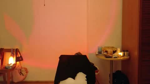 Ametrine online show from November 16, 2025, 10:48 pm