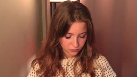 Snapshot of ceceliapidcock chatting on December 2, 2025, 7:31 pm Lina online show from December 2, 2025, 7:31 pm