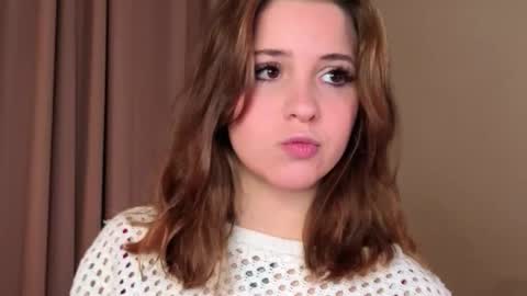 Snapshot of ceceliapidcock chatting on February 25, 2026, 7:23 pm Lina online show from February 25, 2026, 7:23 pm