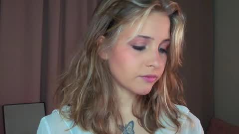 Snapshot of ceceliapidcock chatting on April 7, 2026, 7:03 pm Lina online show from April 7, 2026, 7:03 pm