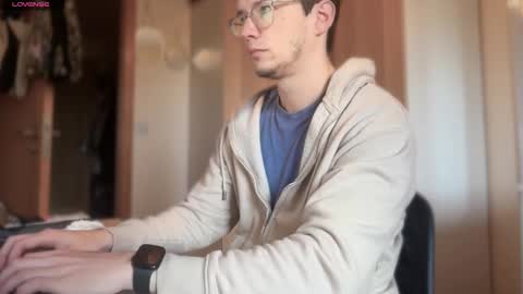 Snapshot of ceedm91 chatting on November 4, 2025, 10:58 am ceedm91 online show from November 4, 2025, 10:58 am