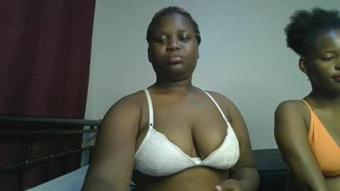 Snapshot of ceepretty25 chatting on December 17, 2025, 10:32 am ceepretty25 online show from December 17, 2025, 10:32 am