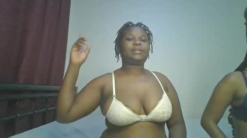 Snapshot of ceepretty25 chatting on January 12, 2026, 11:32 pm ceepretty25 online show from January 12, 2026, 11:32 pm