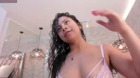  CELENE  online show from November 24, 2025, 7:13 pm