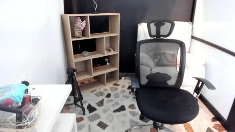 Snapshot of celesstebruce chatting on January 30, 2025, 2:27 am meli online show from January 30, 2025, 2:27 am