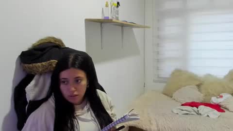 Snapshot of celeste_bonnet1 chatting on October 31, 2025, 11:11 am celeste_bonnet1 online show from October 31, 2025, 11:11 am