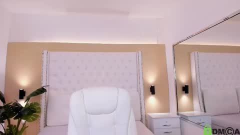 Snapshot of celeste_wayne chatting on February 25, 2026, 9:46 pm Celeste Wayne online show from February 25, 2026, 9:46 pm