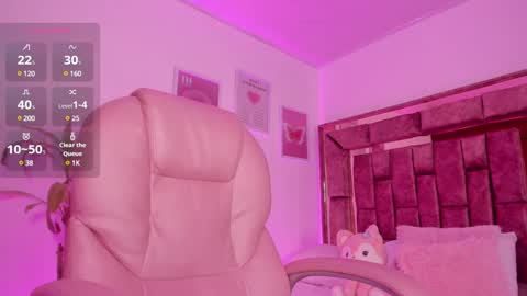 Snapshot of celestecute_ chatting on January 13, 2025, 2:18 am Celeste INSTAGRAM Celestecute 01 online show from January 13, 2025, 2:18 am