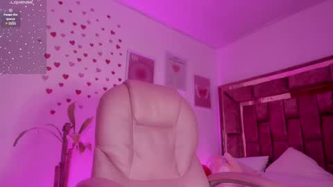 Snapshot of celestecute_ chatting on March 2, 2025, 3:45 am Celeste INSTAGRAM Celestecute 01 online show from March 2, 2025, 3:45 am