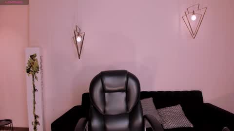 Celeste Moon online show from November 23, 2025, 3:17 am