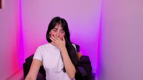 Snapshot of celestinepurple chatting on March 1, 2025, 6:54 pm Celestineeeeee online show from March 1, 2025, 6:54 pm