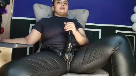 Snapshot of celestte_sweet chatting on October 31, 2025, 11:00 am online show from October 31, 2025, 11:00 am