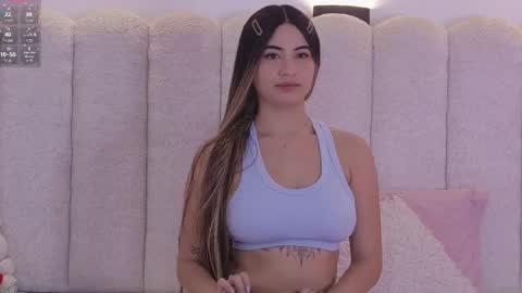 celestte_vanegas online show from May 11, 2026, 6:05 pm