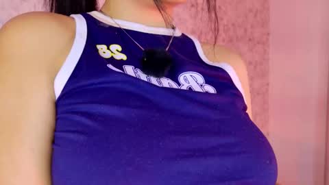 Snapshot of celine_lee chatting on December 15, 2025, 6:17 am Celine online show from December 15, 2025, 6:17 am