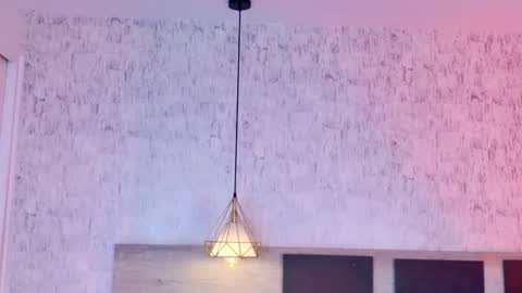 Snapshot of celine_lee chatting on December 19, 2025, 5:53 pm Celine online show from December 19, 2025, 5:53 pm