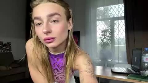 Snapshot of celineruppert chatting on June 29, 2026, 11:16 pm Amilia online show from June 29, 2026, 11:16 pm